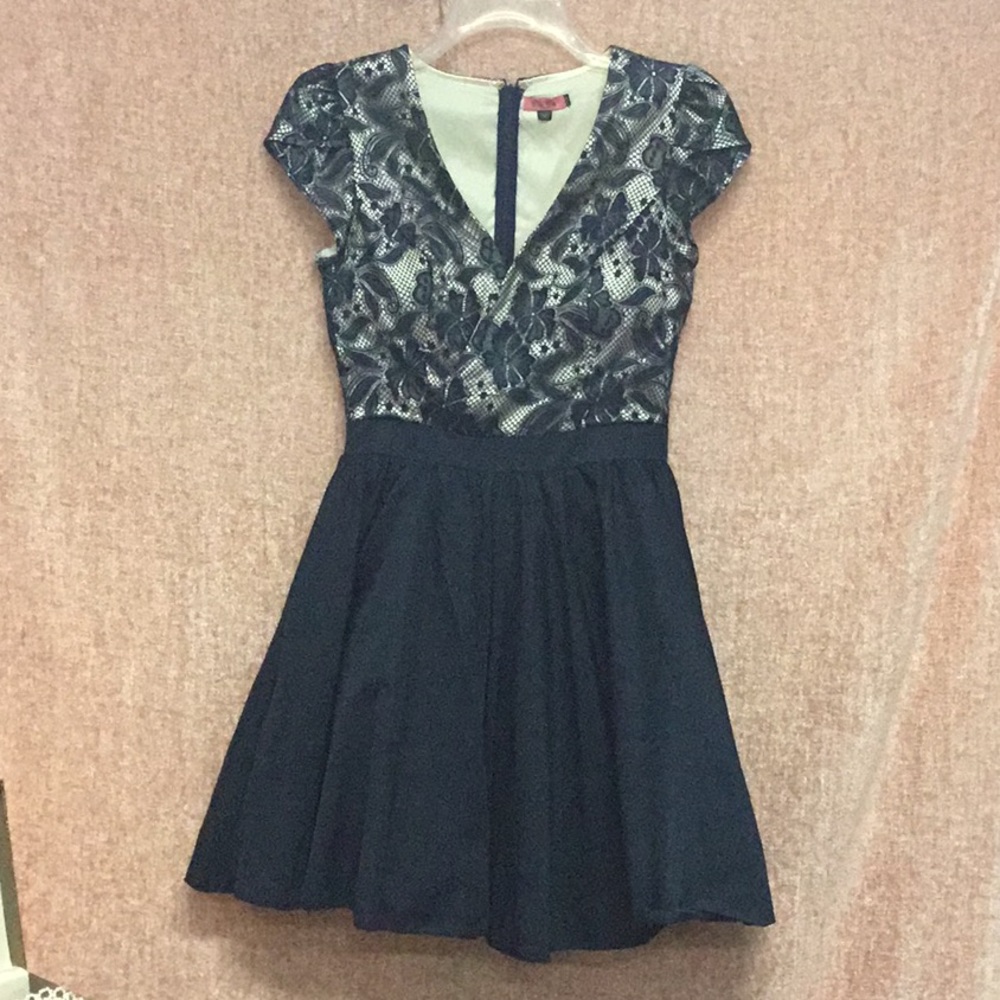 Short dress